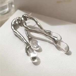 Earrings Unique Front Back Double Drop Clear Lucite Silver AP11